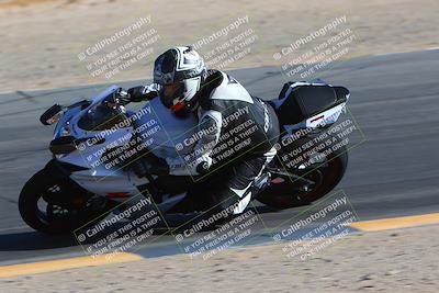 media/Jan-14-2024-SoCal Trackdays (Sun) [[2e55ec21a6]]/Turn 10 Inside (110pm)/